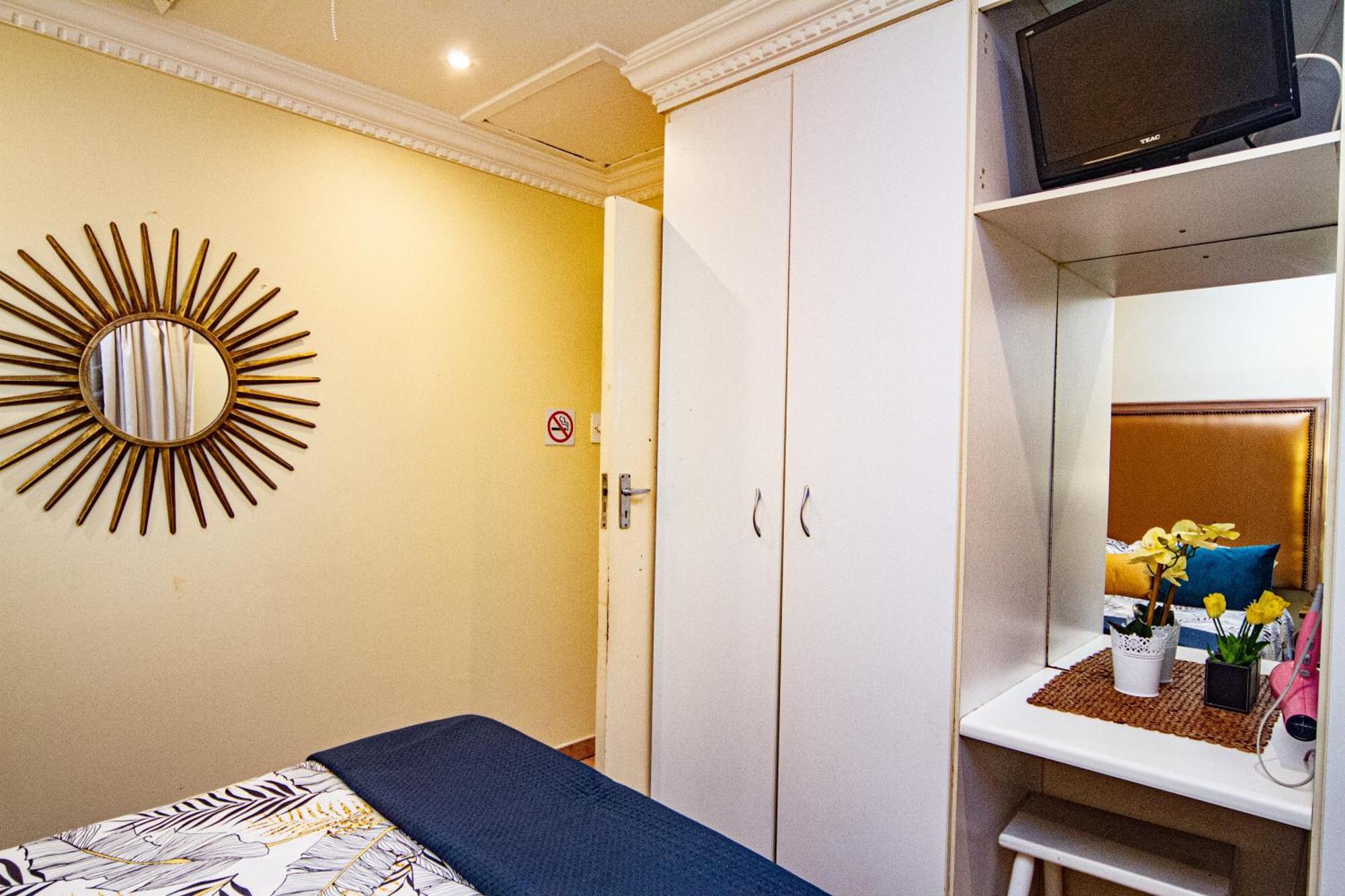 La Loggia Bed And Breakfast Durban Extérieur photo